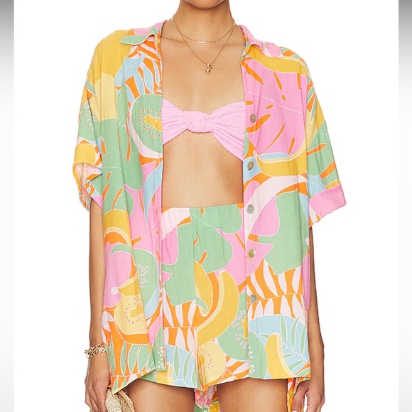 Mumu Parker Button Down in Tropical Fruit - Picture 2 of 6